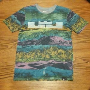 🔥🏞️LeBron James Nike King Shirt Small NBA Legend